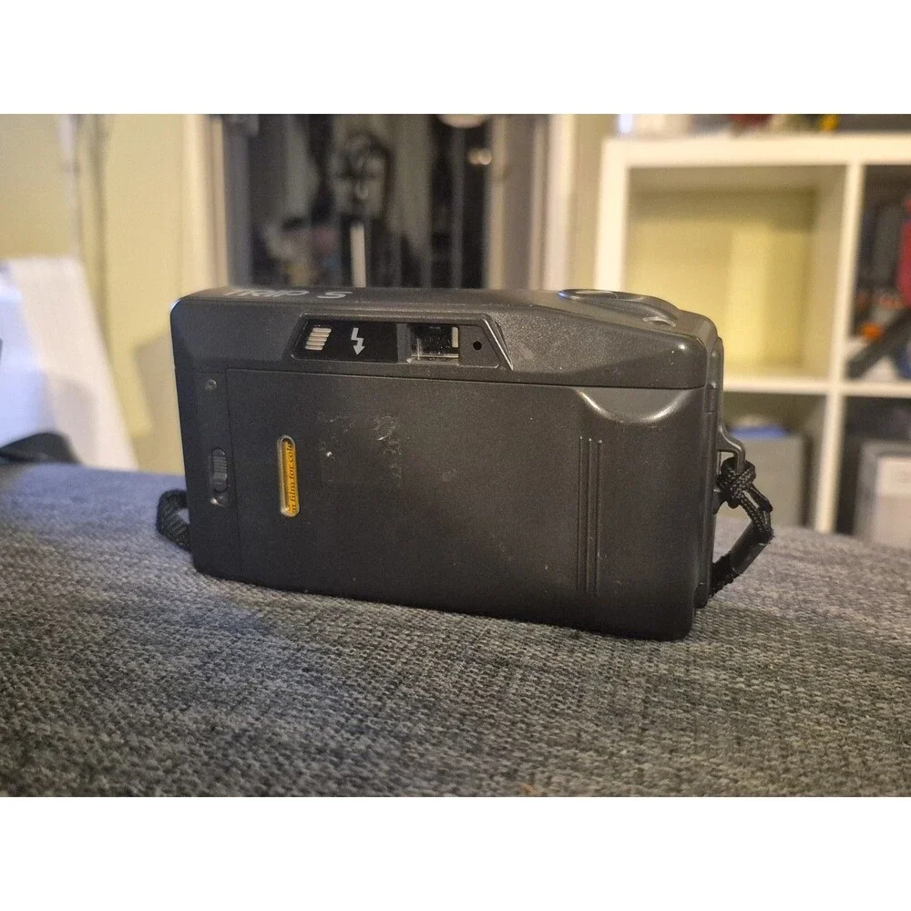 Olympus Trip S Point & Shoot 35mm Film Camera w/ Built-In Flash [FOR PARTS]
